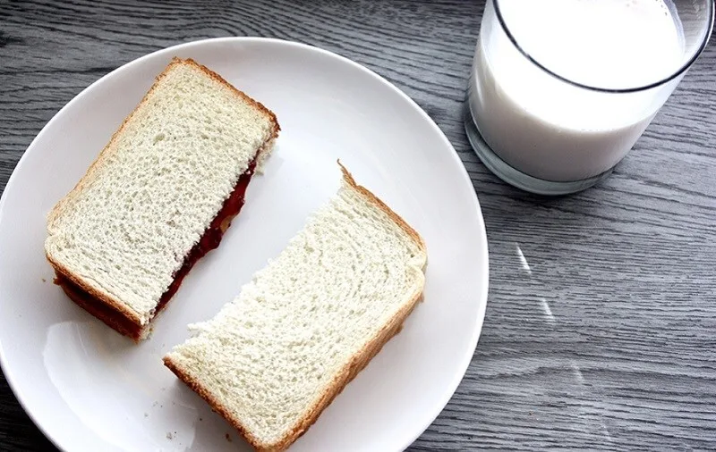 1 ổ bánh mì không bao nhiêu calo